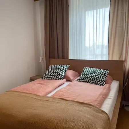 Zentrale In Sova 2 Apartamento *